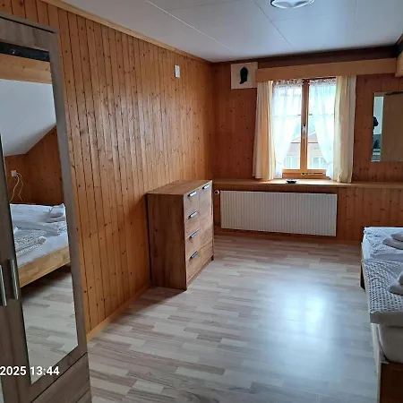 Big 3-bedroom Flat With New Kitchen Appartement *