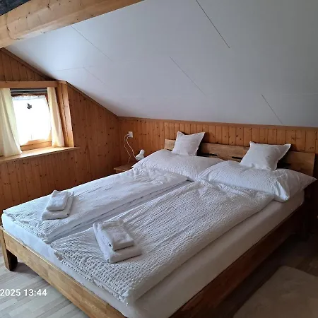 Big 3-bedroom Flat With New Kitchen Appartement